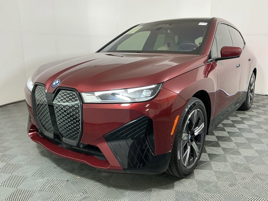 Certified 2025 BMW iX xDrive50 AWD/4WD image 2
