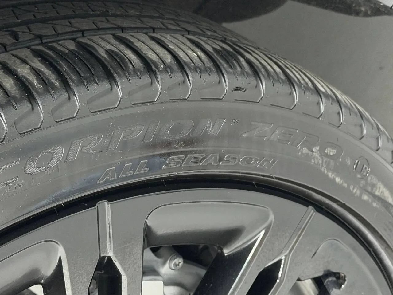 Used 2024 Land Rover Range Rover SE AWD/4WD image 48