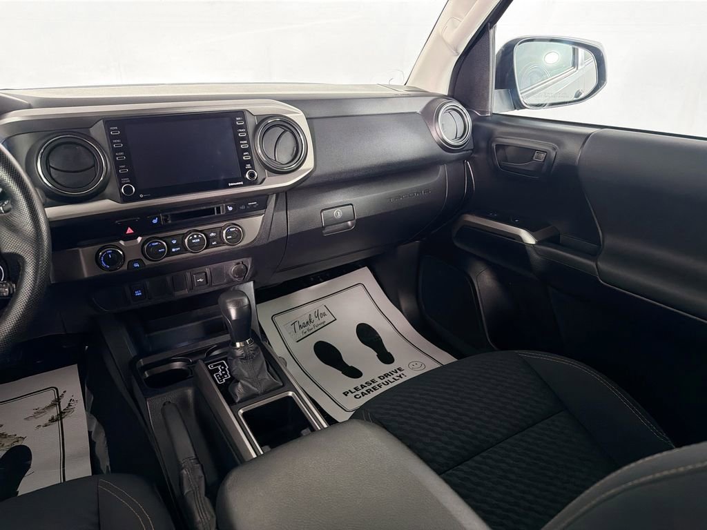 Used 2021 Toyota Tacoma TRD Off-Road image 22