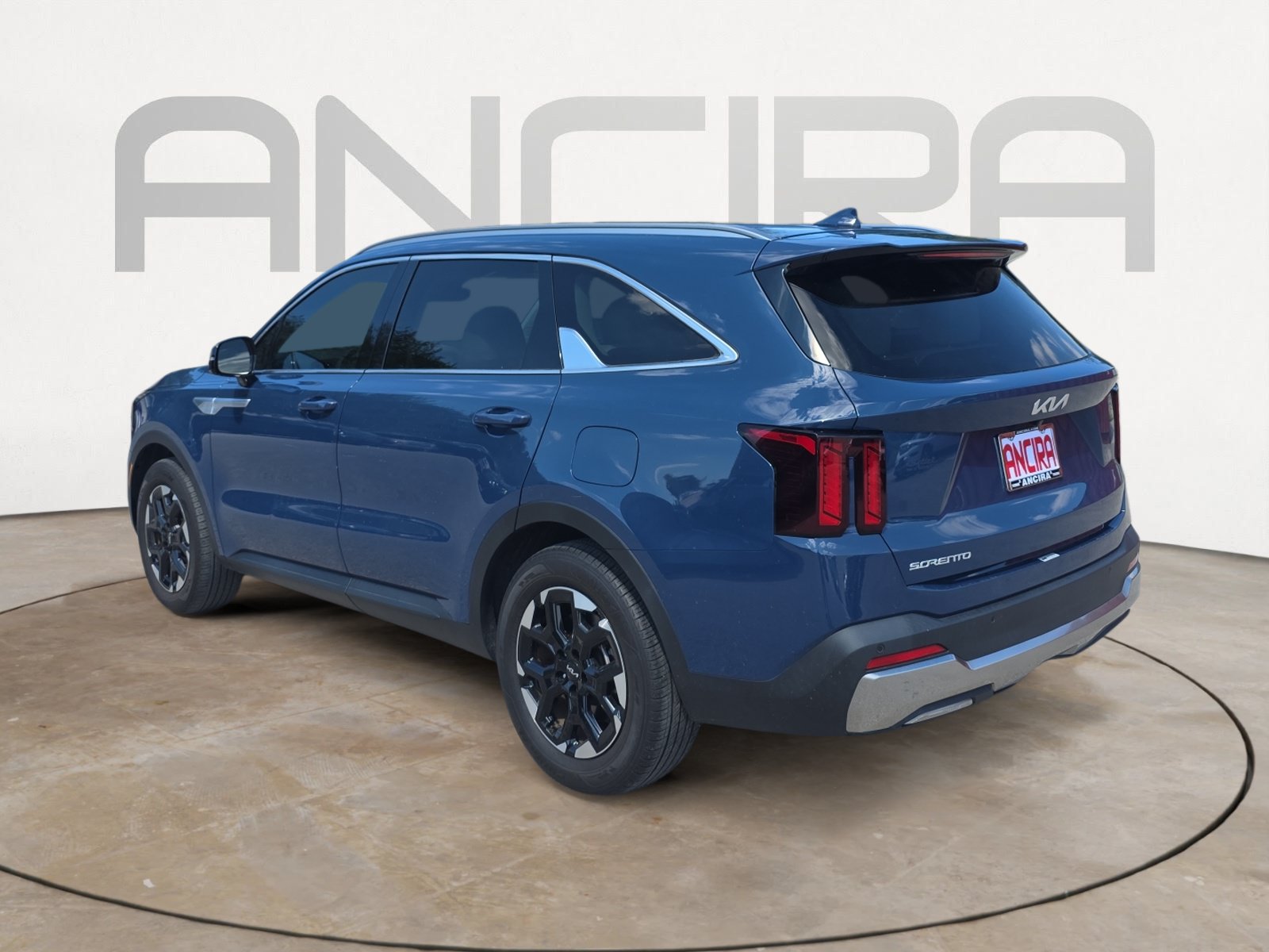 Certified 2024 Kia Sorento S FWD image 6