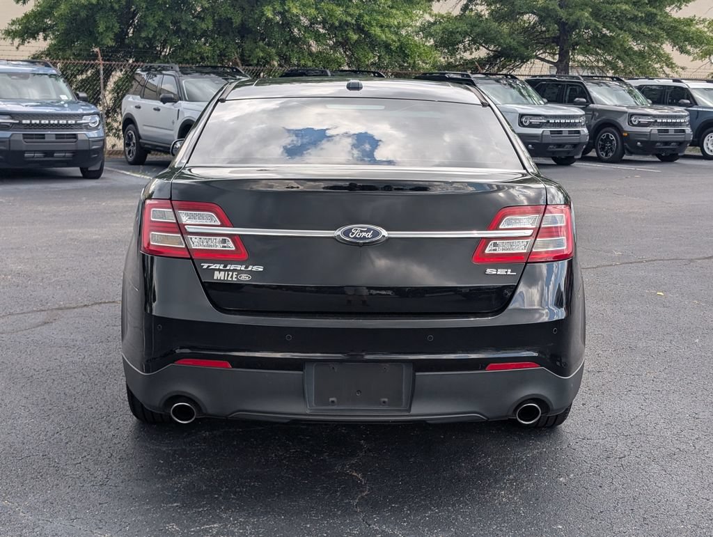 Used 2019 Ford Taurus SEL w/ Equipment Group 201A FWD image 8