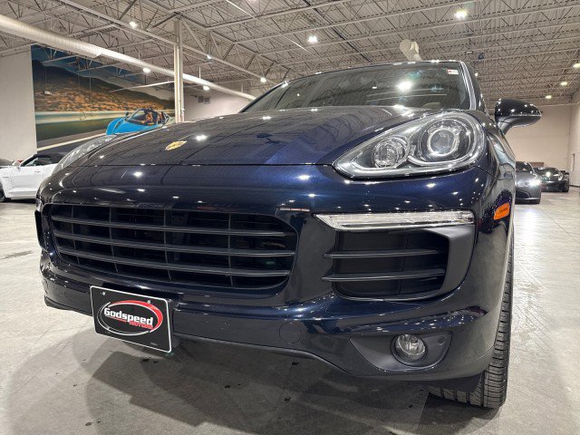 Used 2016 Porsche Cayenne image 30