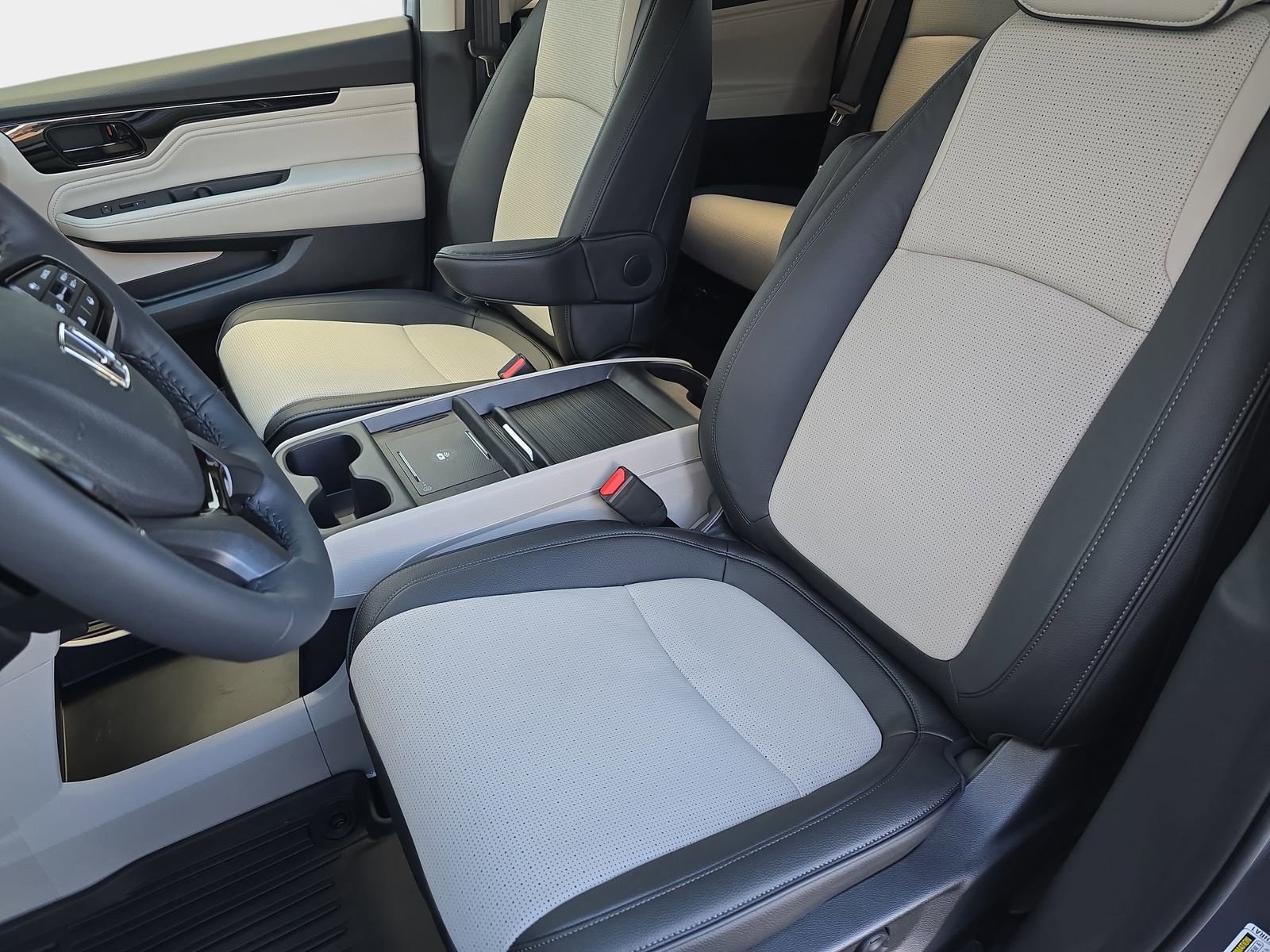 New 2026 Honda Odyssey Elite image 16