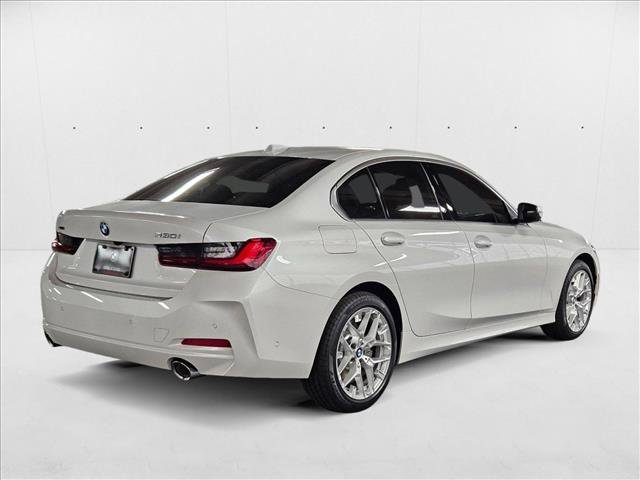 Used 2025 BMW 330i xDrive Sedan w/ Convenience Package video 2