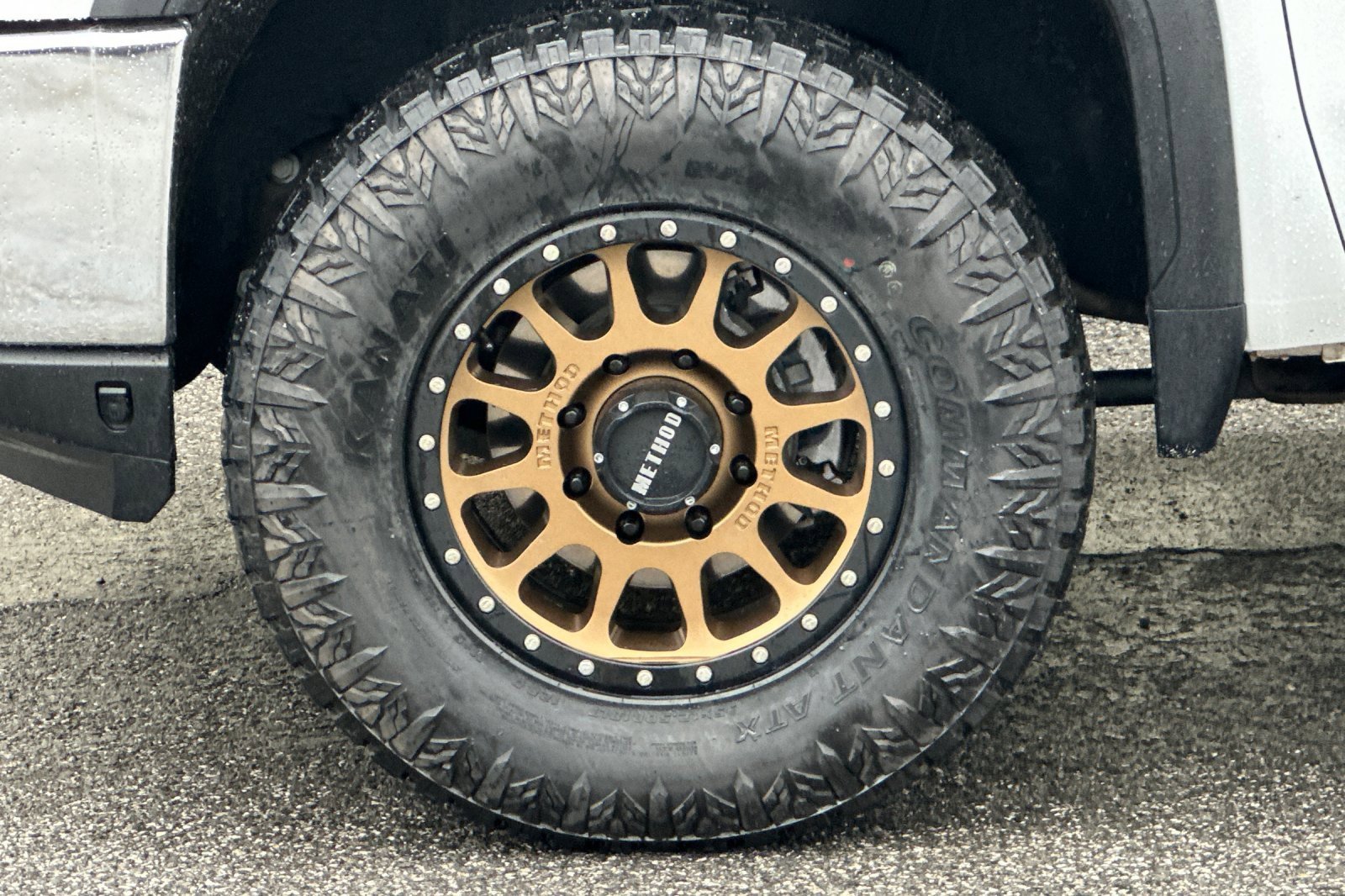 Used 2023 GMC Sierra 2500 SLT w/ SLT Convenience Package image 35