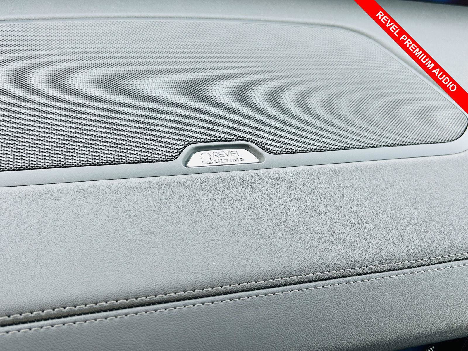 New 2026 Lincoln Navigator Reserve w/ Jet Appearance Package AWD/4WD image 5