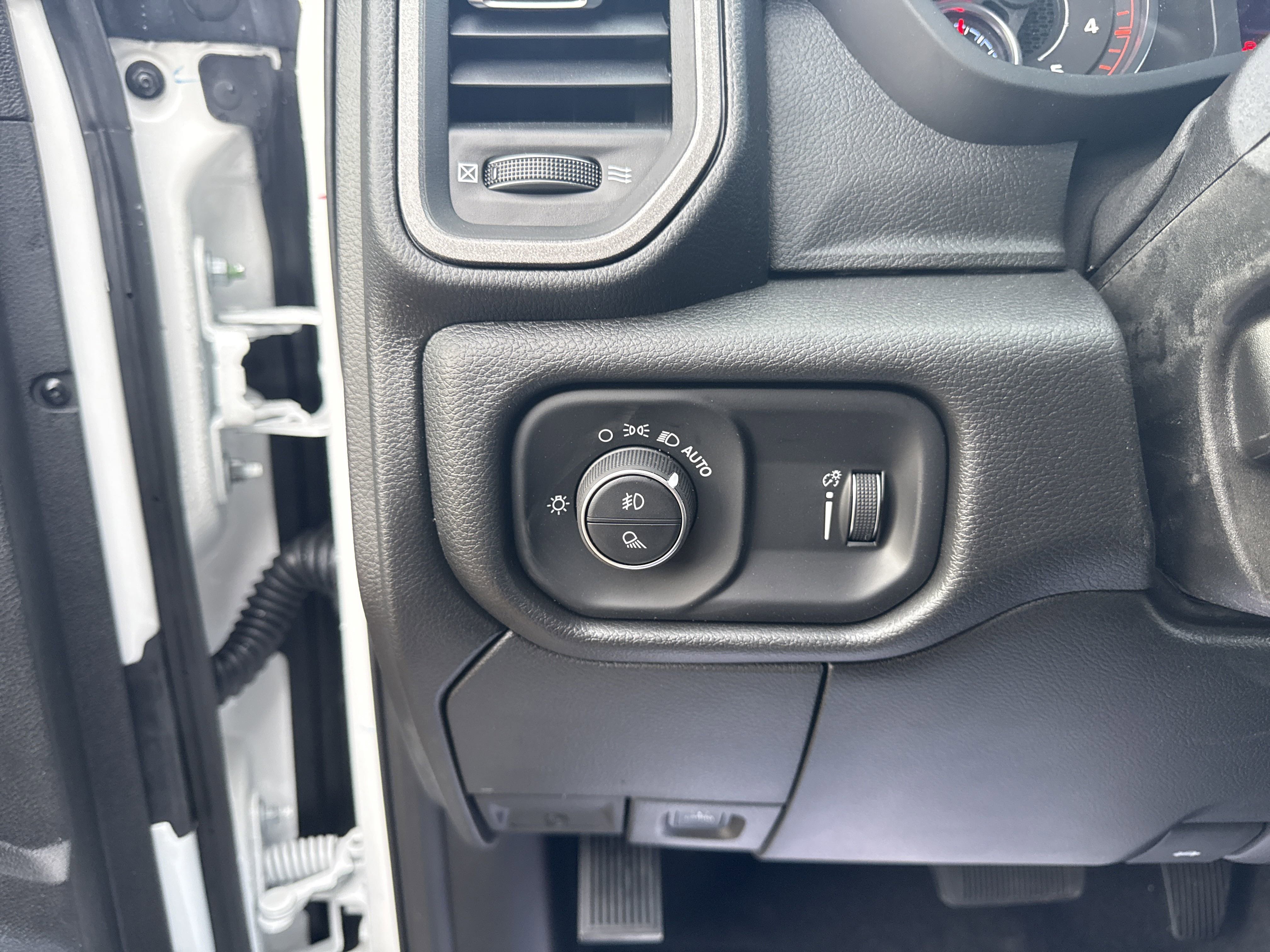 New 2025 RAM 2500 Tradesman image 17