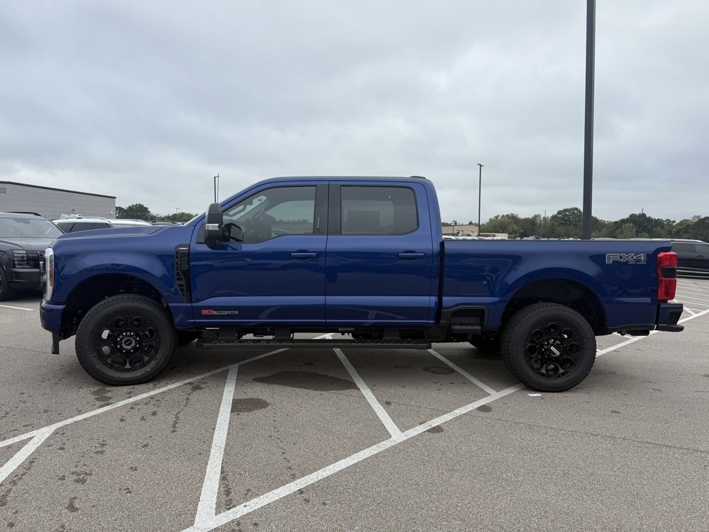 New 2026 Ford F250 Lariat w/ Black Appearance Package image 7