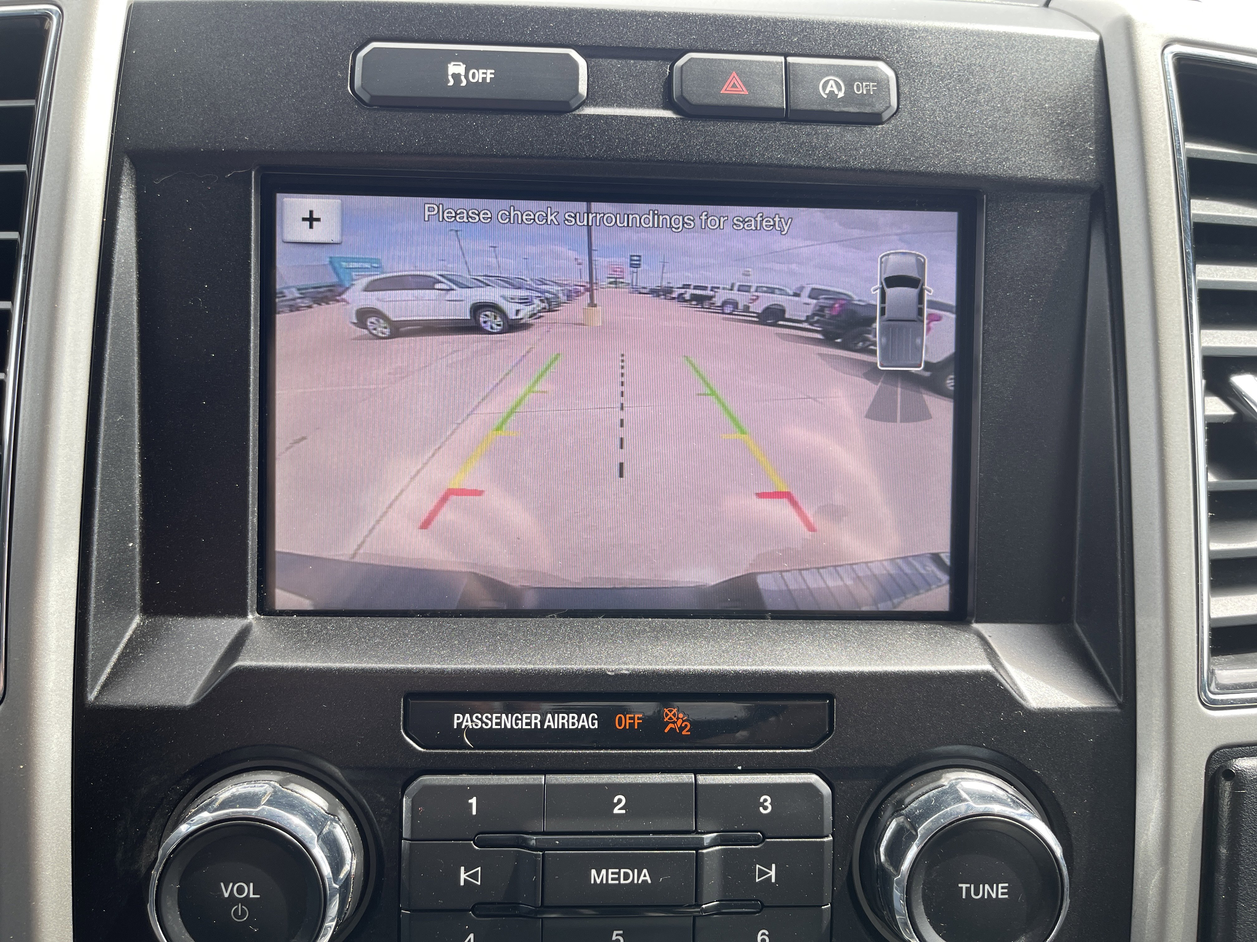 Used 2019 Ford F150 Lariat RWD image 26