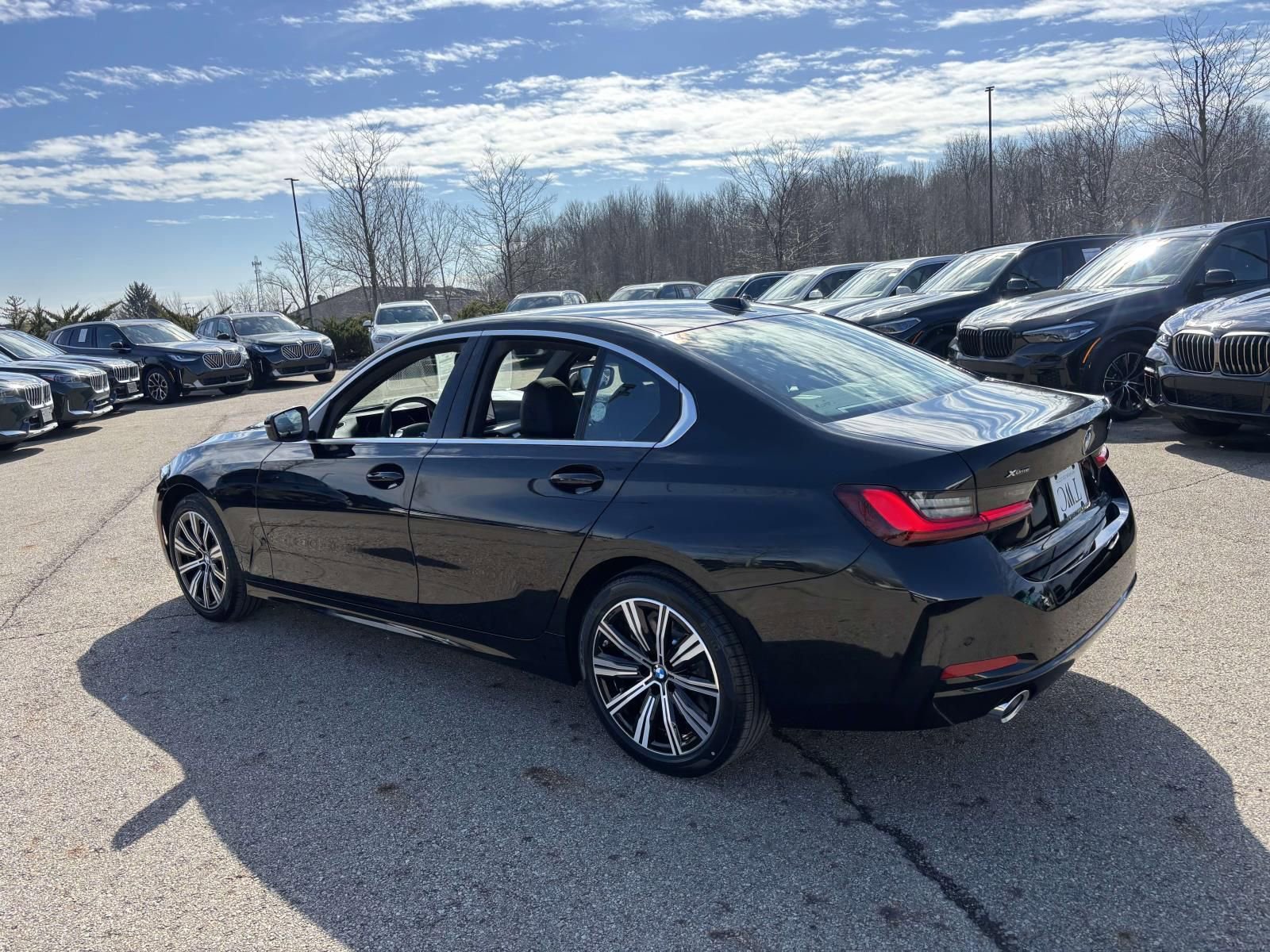 New 2026 BMW 330i xDrive Sedan w/ Premium Package AWD/4WD image 5
