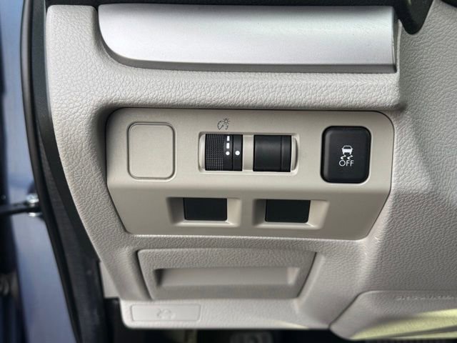 Used 2018 Subaru Forester 2.5i Premium w/ All-Weather Package image 16