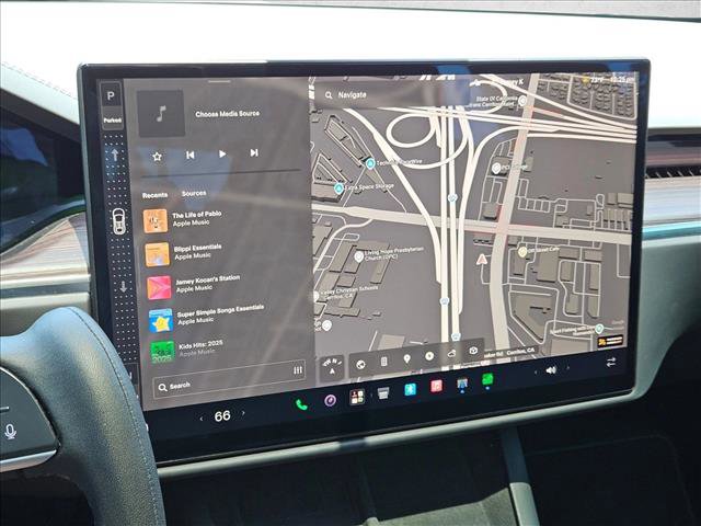 Used 2024 Tesla Model X AWD/4WD image 14