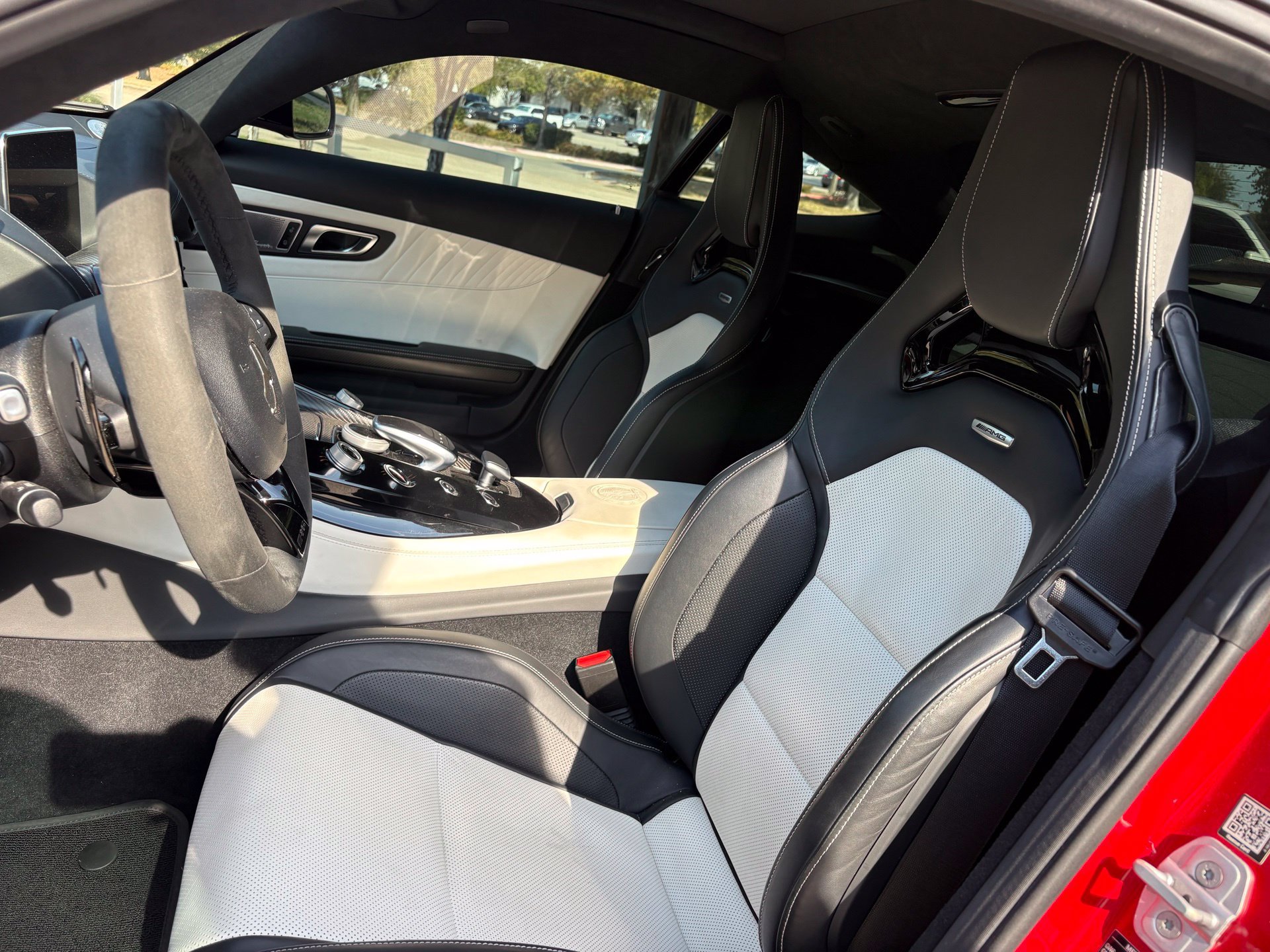 Used 2018 Mercedes-Benz AMG GT S image 8