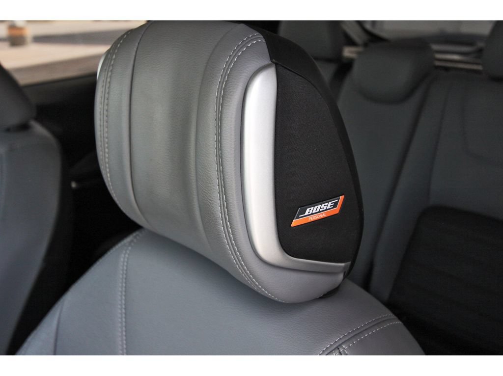 Used 2023 Nissan Kicks SR w/ SR Premium Package FWD image 14