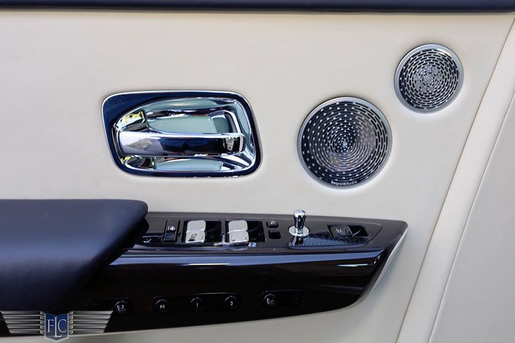 Used 2018 Rolls-Royce Phantom Sedan RWD image 13