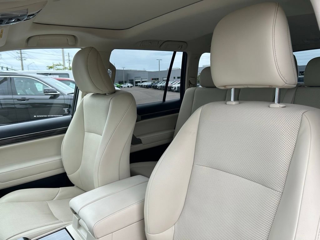 Used 2022 Lexus GX 460 Premium w/ Premium Package AWD/4WD image 18