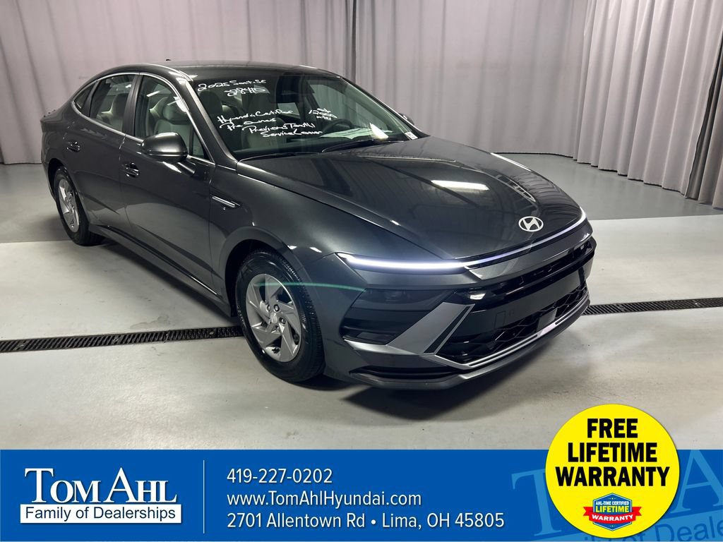 Used 2025 Hyundai Sonata SE FWD image 1