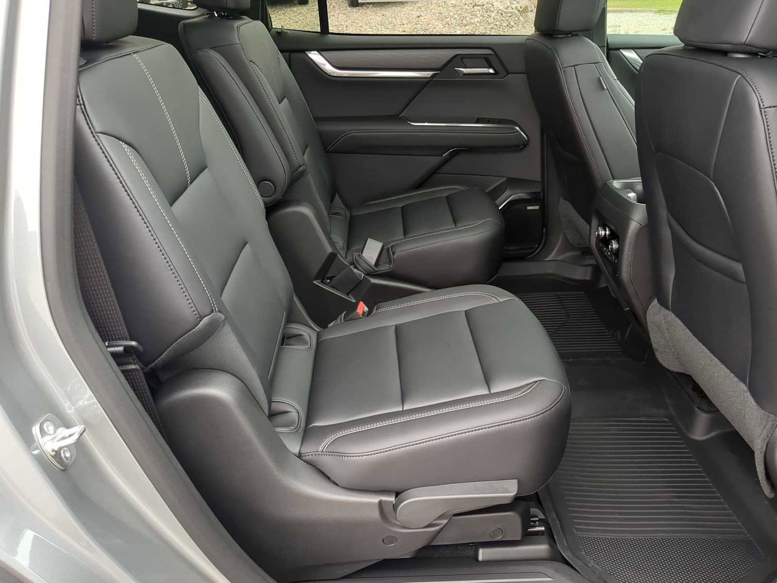 New 2025 GMC Acadia Elevation w/ Elevation Premium Package image 29