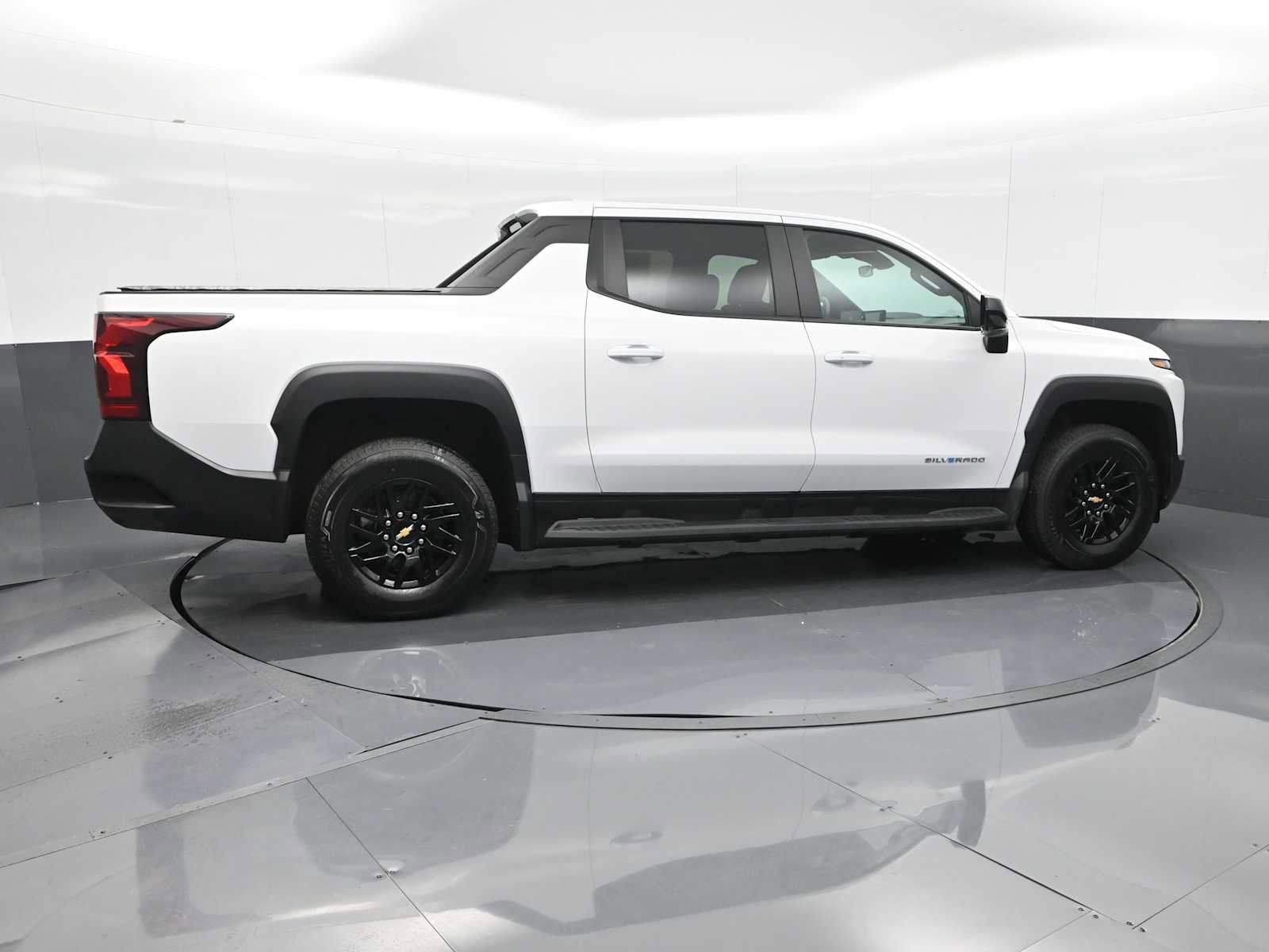 New 2024 Chevrolet Silverado EV W/T AWD/4WD image 10