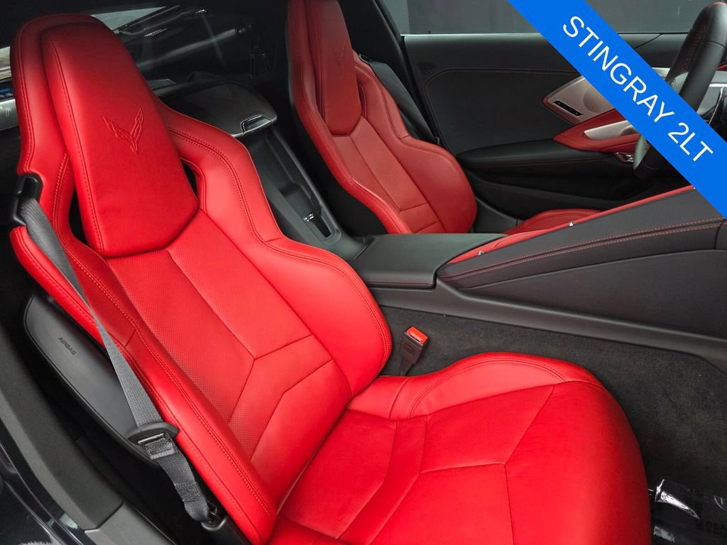Used 2024 Chevrolet Corvette Stingray Preferred Cpe w/ Z51 Performance Package RWD image 25
