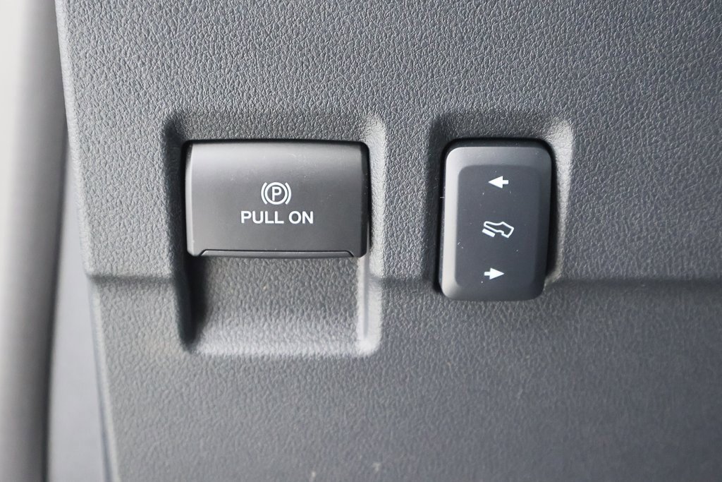 New 2025 Ford F350 Platinum w/ FX4 Off-Road Package image 24