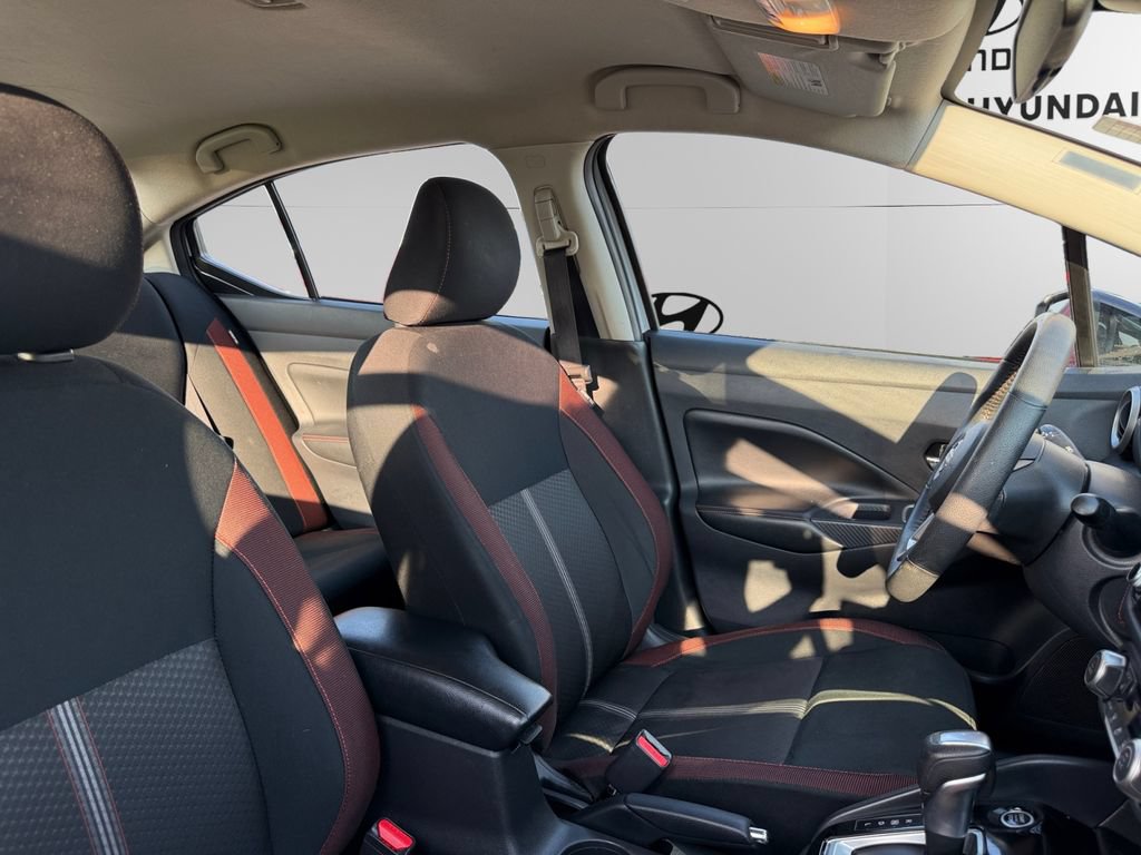 Used 2024 Nissan Versa SR FWD image 13