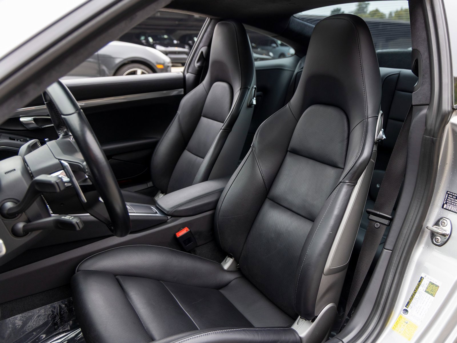 Certified 2017 Porsche 911 Carrera 4S image 5