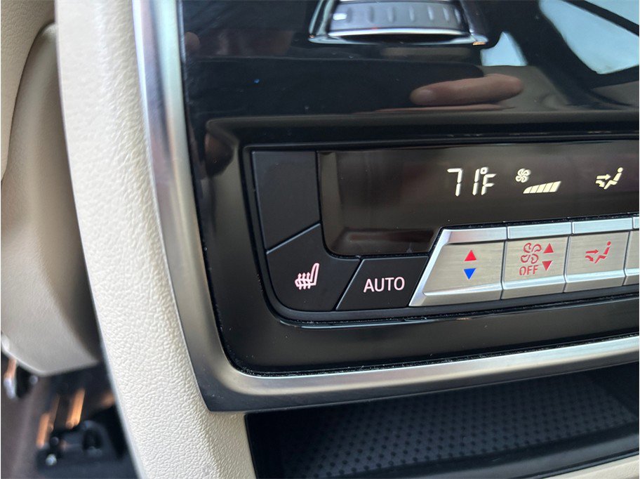 Used 2021 BMW X5 sDrive40i w/ Premium Package image 45