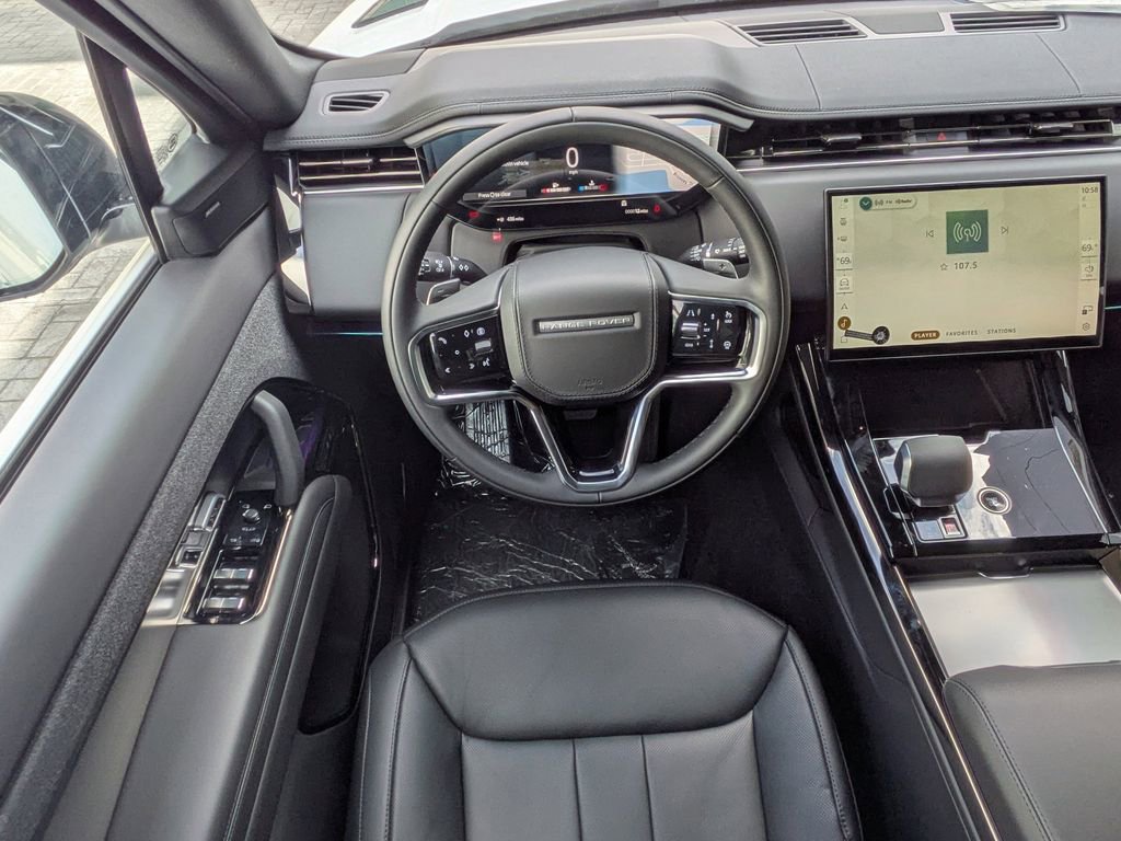 New 2026 Land Rover Range Rover Sport SE AWD/4WD image 17