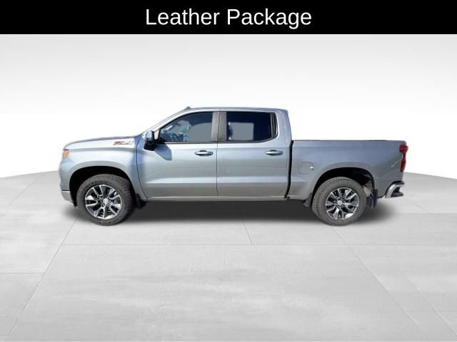 Used 2025 Chevrolet Silverado 1500 LT AWD/4WD image 6