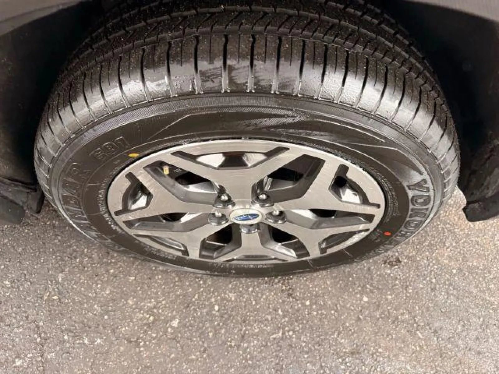 Used 2022 Subaru Forester Premium AWD/4WD image 39