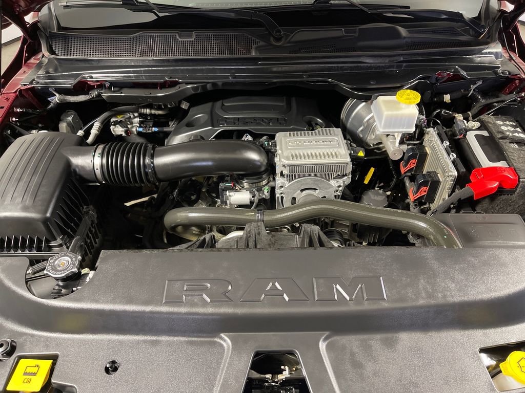 Used 2022 RAM 1500 Limited AWD/4WD image 9