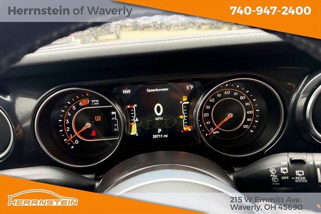 Used 2023 Jeep Wrangler Sahara image 15