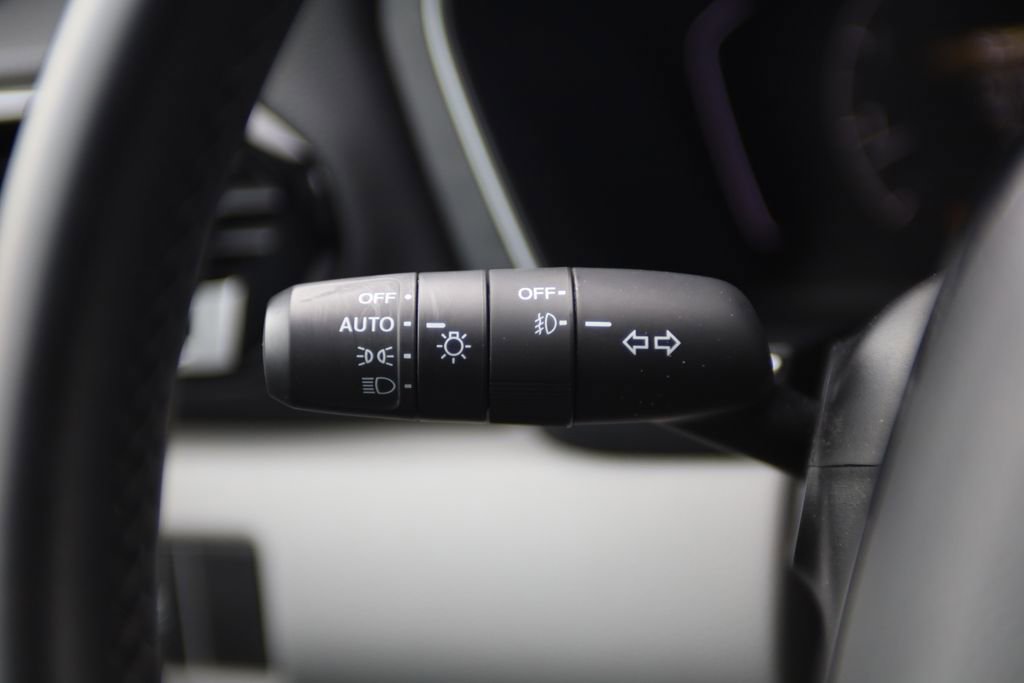 Used 2025 Honda Pilot EX-L image 18