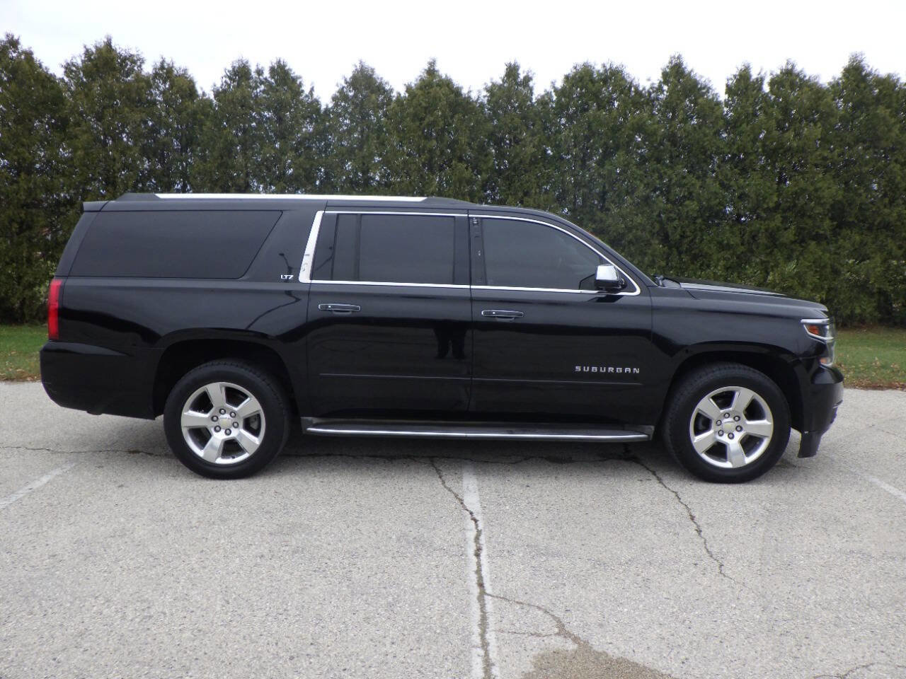 Used 2015 Chevrolet Suburban LTZ w/ Max Trailering Package image 6