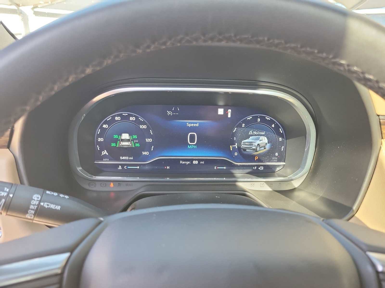 Used 2023 Chevrolet Tahoe Premier image 14