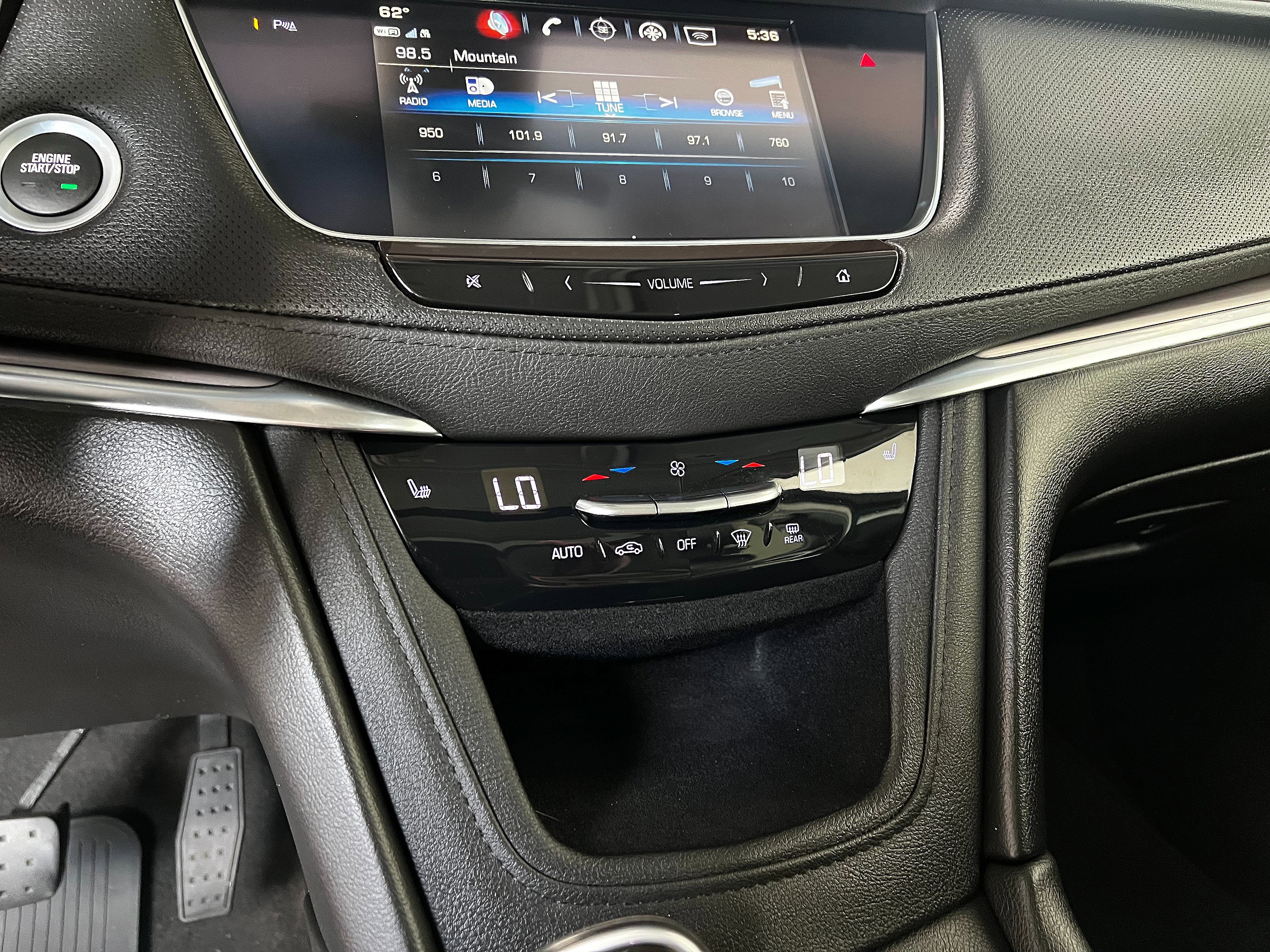Used 2019 Cadillac XT5 Luxury FWD image 18