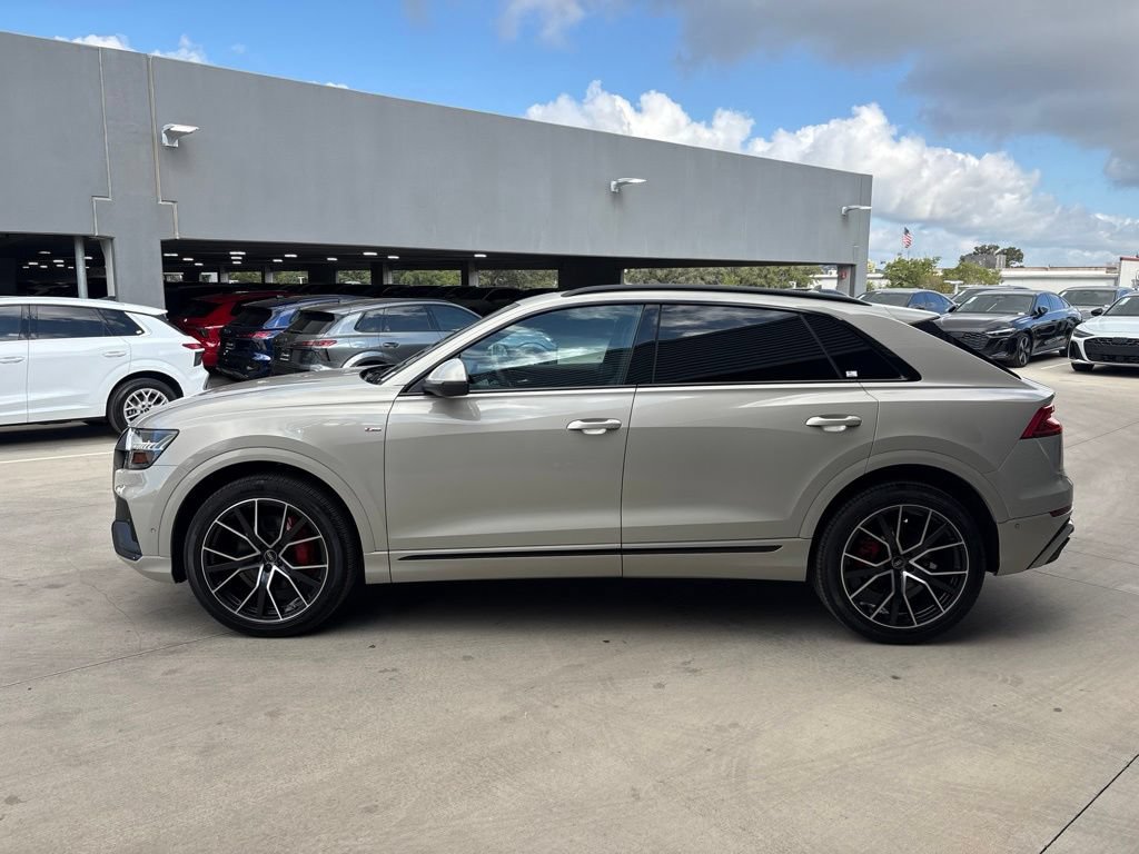Used 2022 Audi Q8 Premium Plus w/ Premium Plus Package AWD/4WD image 9