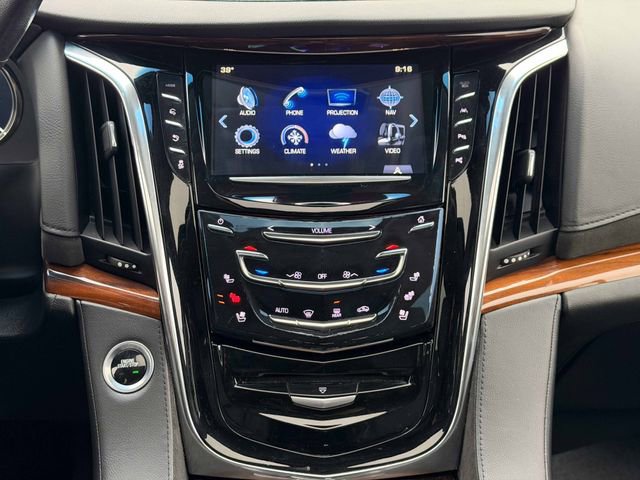 Used 2017 Cadillac Escalade ESV Premium Luxury AWD/4WD image 25