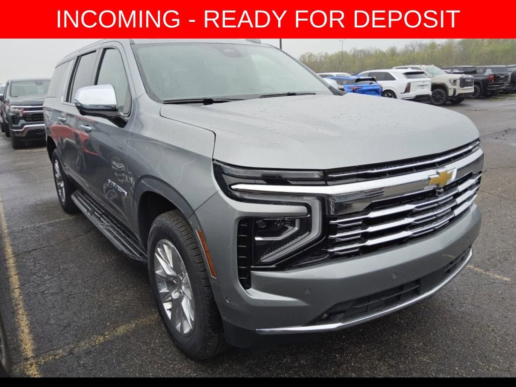 Used 2025 Chevrolet Suburban Premier w/ Sun And Tow Package AWD/4WD image 8