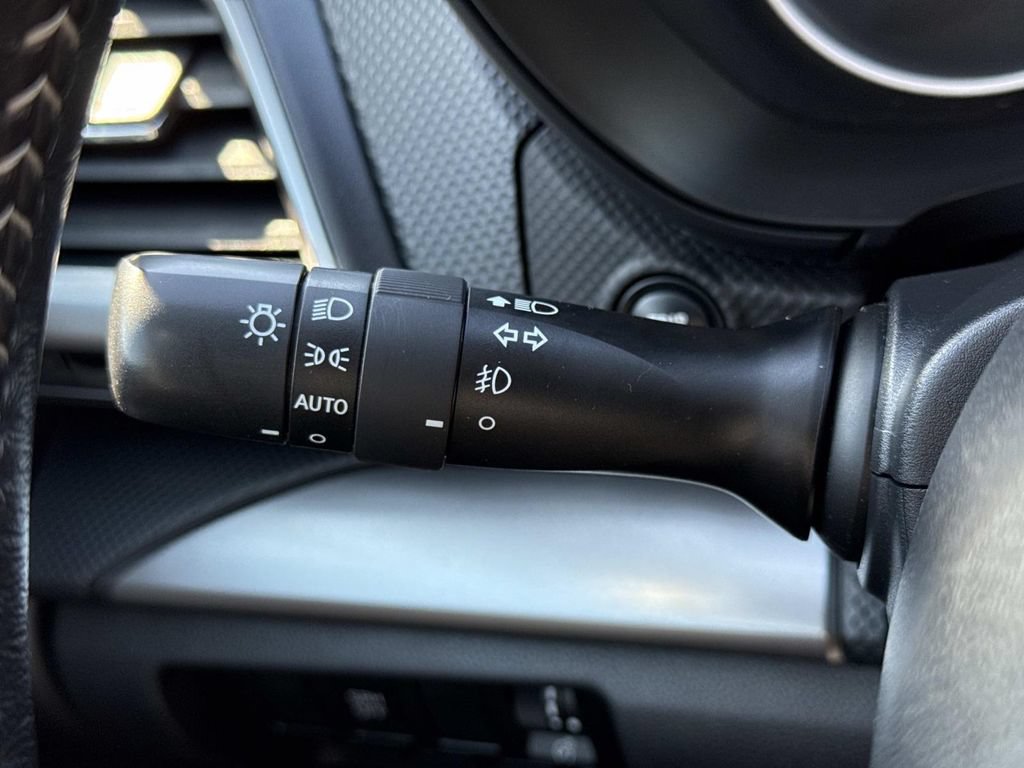 Used 2024 Subaru Forester Premium AWD/4WD image 11