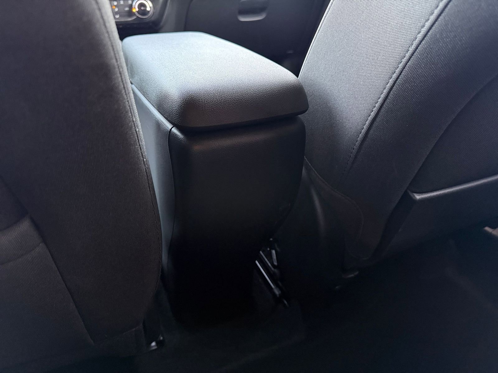 Used 2025 Chevrolet TrailBlazer LT image 24