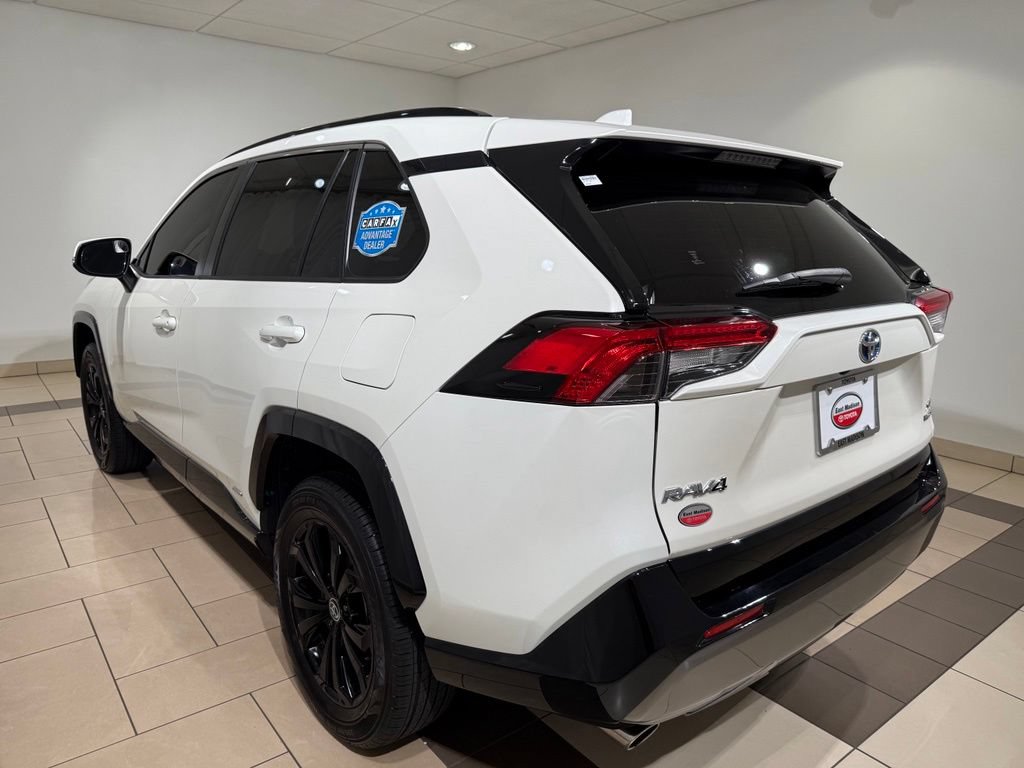 Certified 2022 Toyota RAV4 SE w/ SE Grade Weather Package AWD/4WD image 3