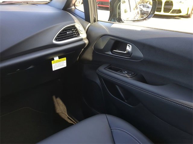 New 2026 Chrysler Voyager LX image 20