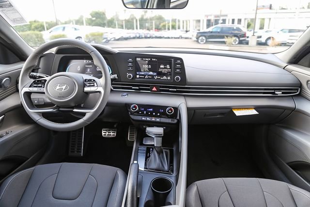 New 2026 Hyundai Elantra Sport FWD image 13