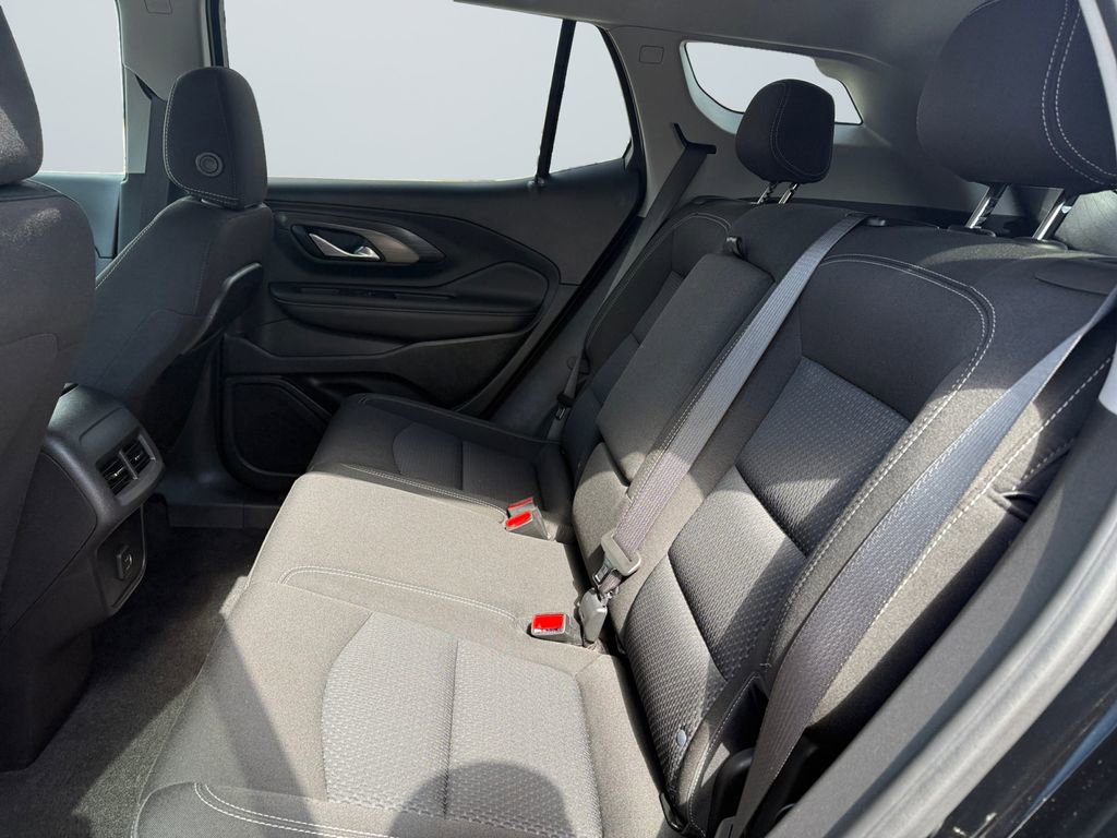 Used 2022 GMC Terrain SLE w/ Driver Convenience Package image 13