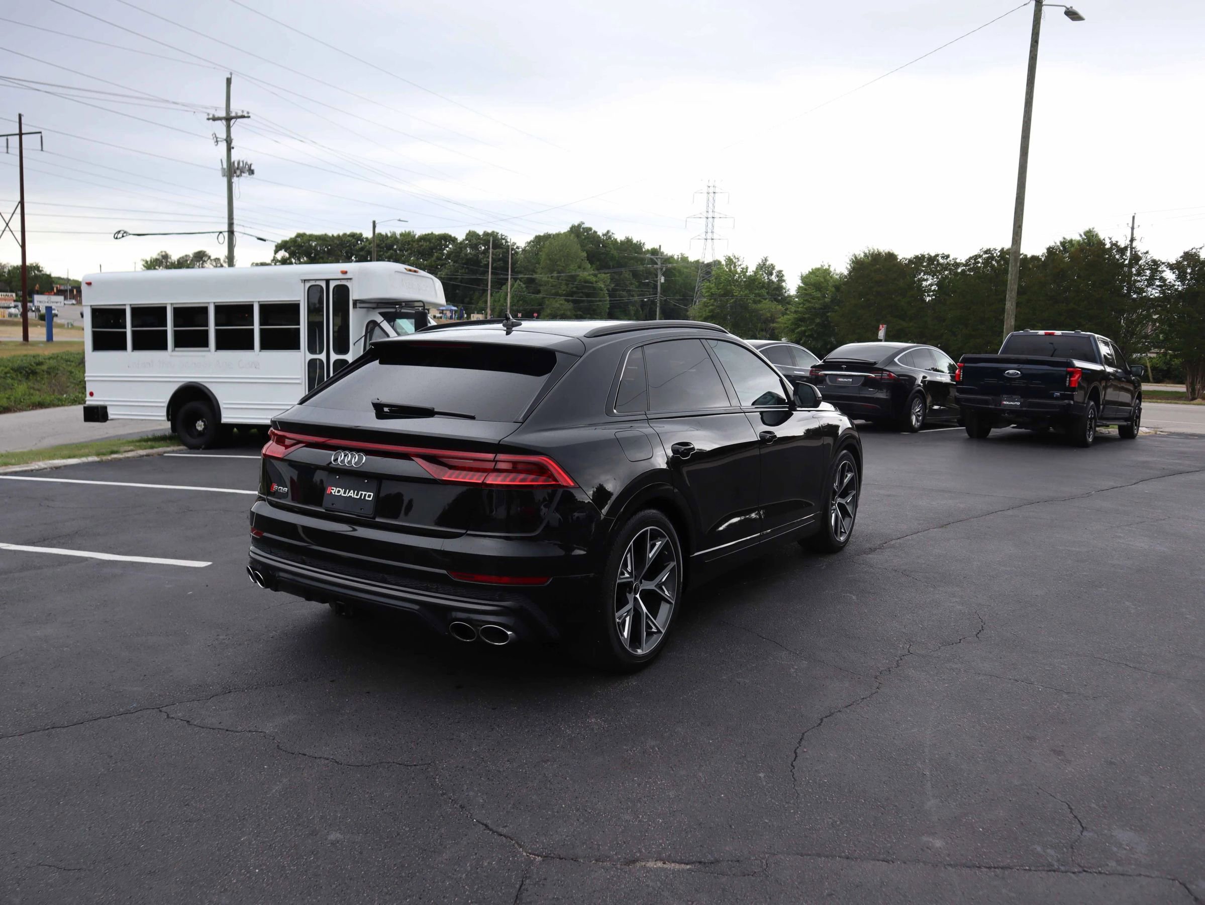 Used 2023 Audi SQ8 Prestige AWD/4WD image 11
