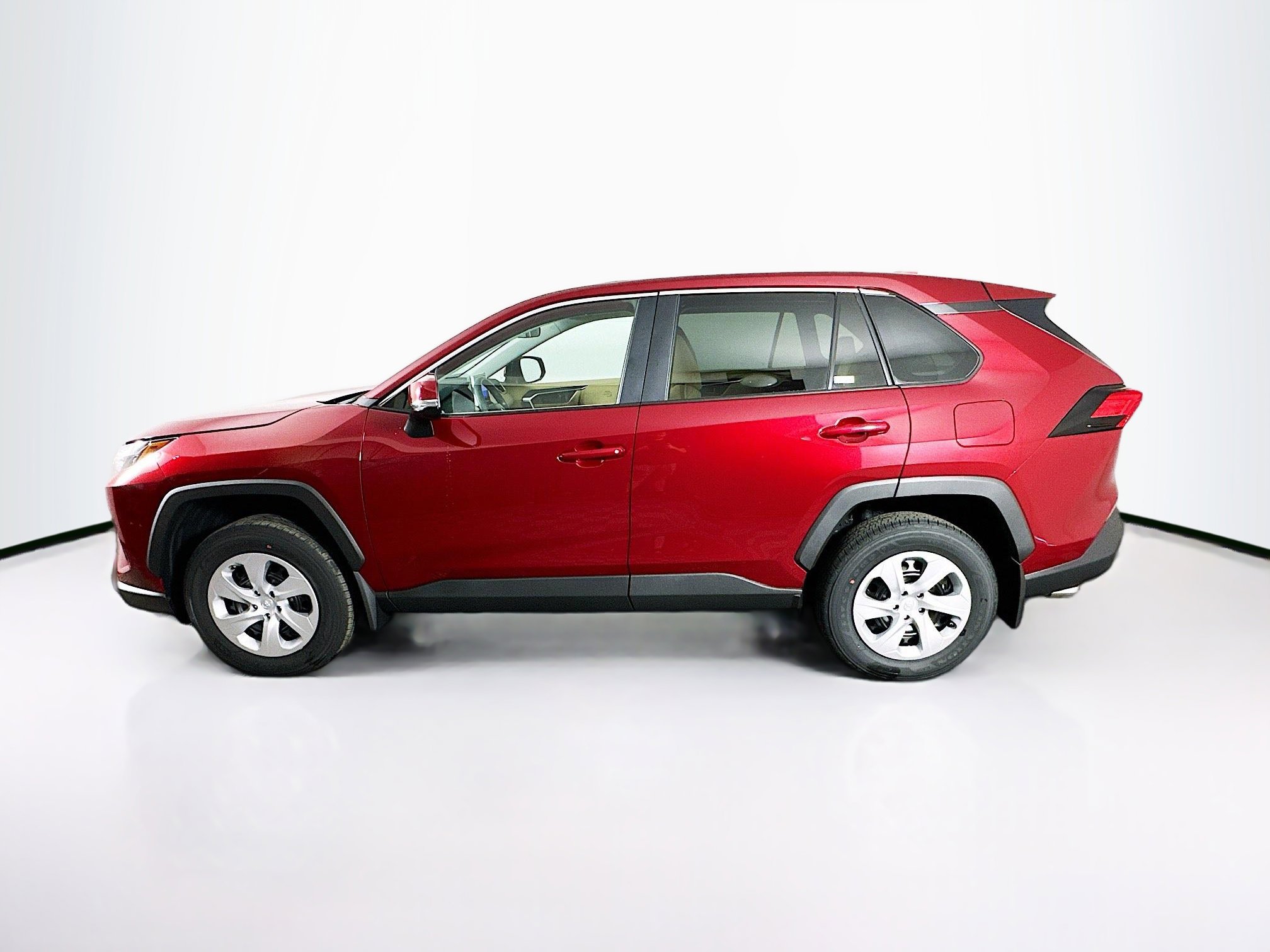 Used 2025 Toyota RAV4 LE image 4