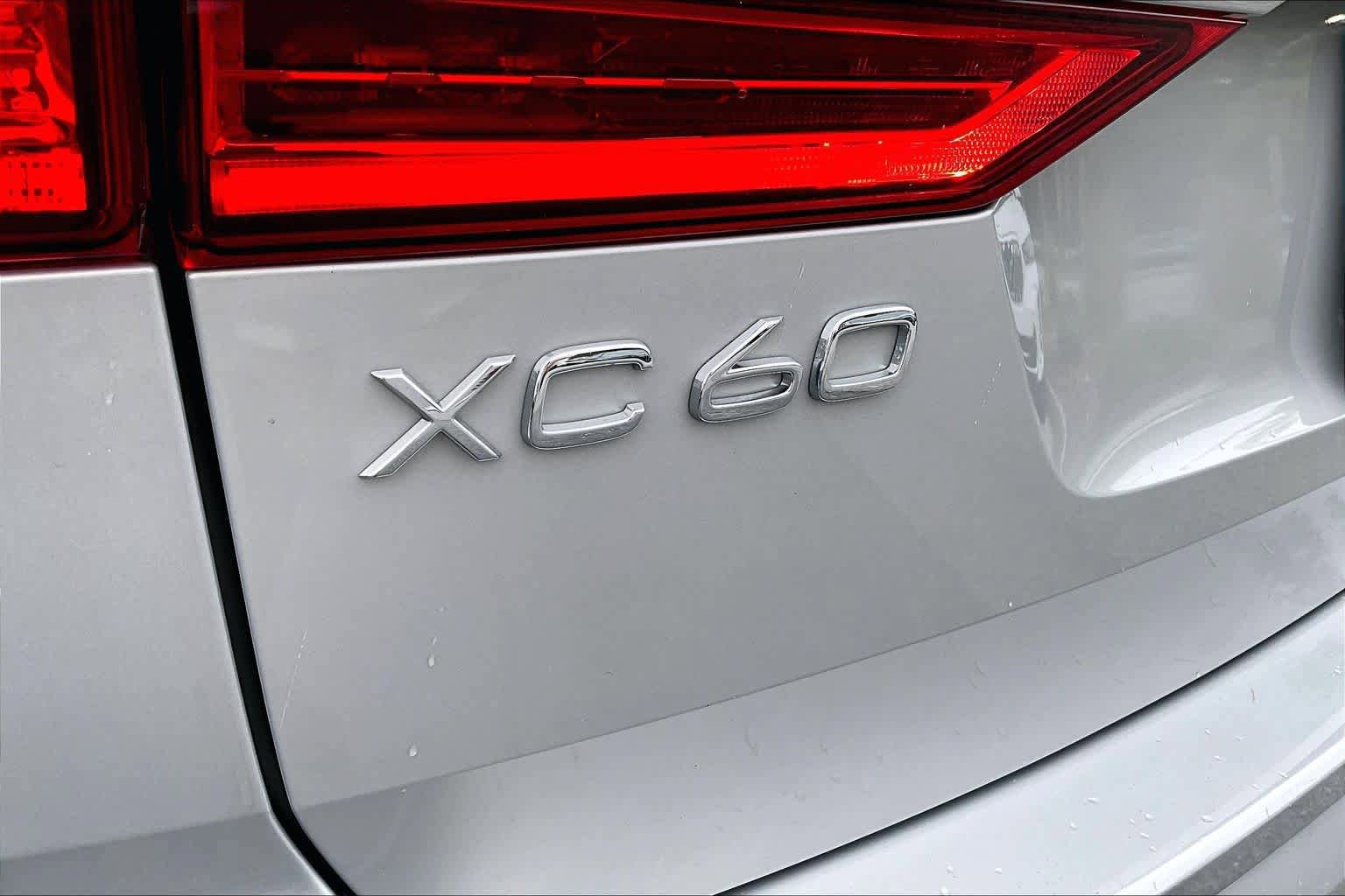 Used 2024 Volvo XC60 T8 Polestar AWD/4WD image 31