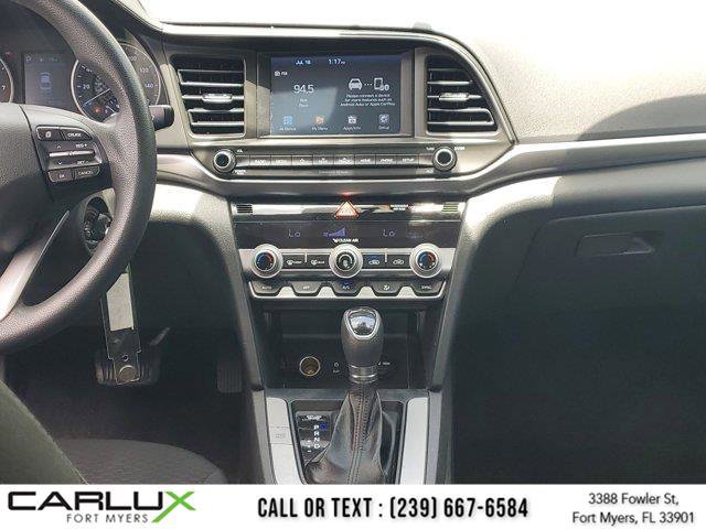 Used 2020 Hyundai Elantra SEL image 18